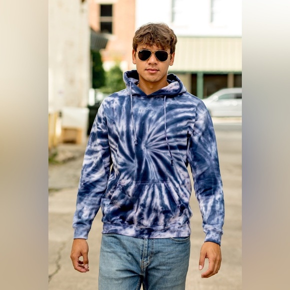 Brisco Brands Blue/White Spider Tie Dyed Fleece Lined Hoodie Size L - Picture 1 of 4